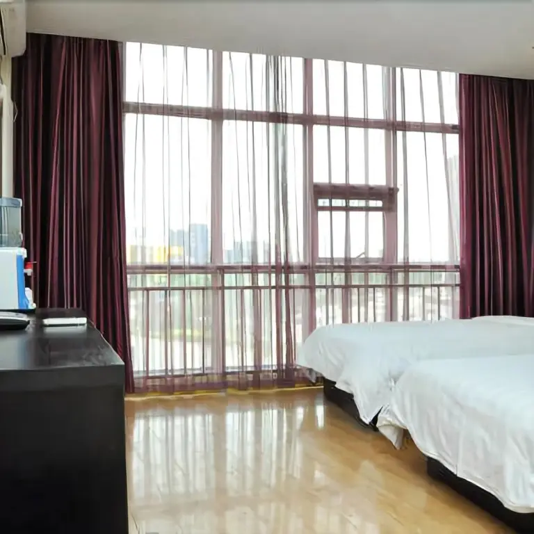 Линьи: City 118 Linyi Huangshan