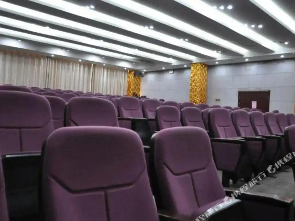 Хецзе: Qisheng banquet Center