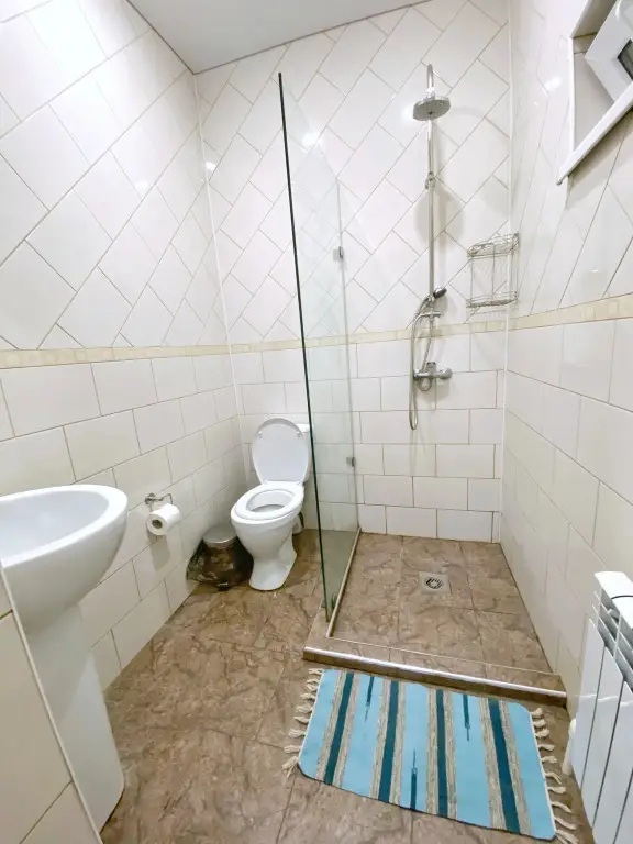Пересыпь: Yuzhnyi Guest House