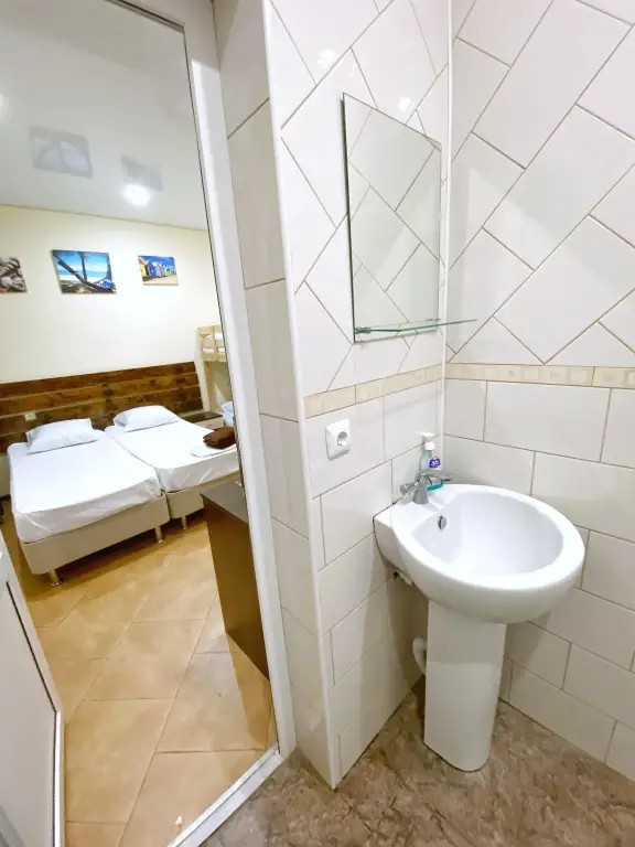Пересыпь: Yuzhnyi Guest House