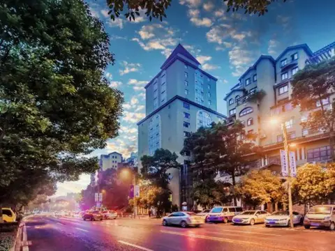 Borrman Hotel (Chongqing Qijiang East Station Shaxihe Park Store) — фото 1