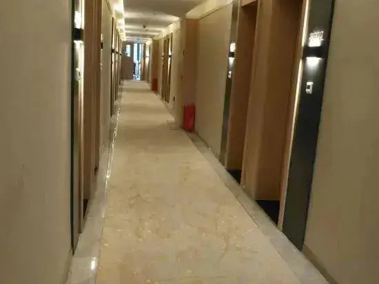 Чунцин: Chongqing Yishi Rongtai Hotel