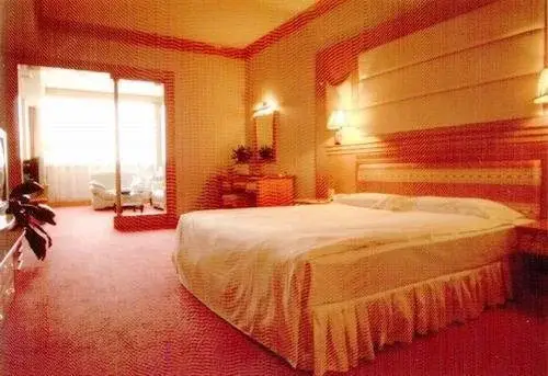 Дунгуань: Deluxe Hotel