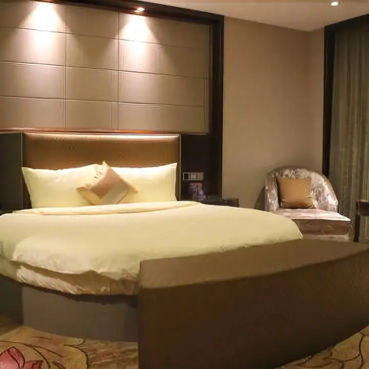 Чанша: Yixin Yayue Hotel (Changsha Red Star Exhibition Desiqin Plaza)
