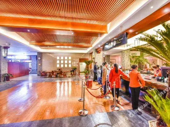 Линьи: Mengshan Kanggu Hot Spring Hotel