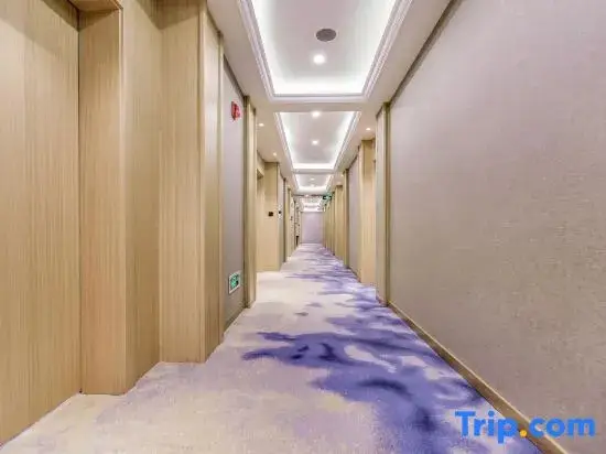 Чунцин: Wuxuan · Suhe High altitude River View Hotel (Wanzhou Wanda Plaza Branch)