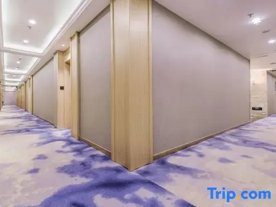 Чунцин: Wuxuan · Suhe High altitude River View Hotel (Wanzhou Wanda Plaza Branch)