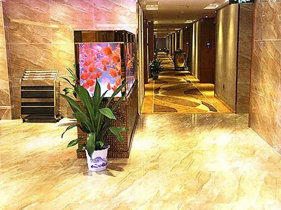 Чанша: Lushanju Hotel (Central South University Branch)