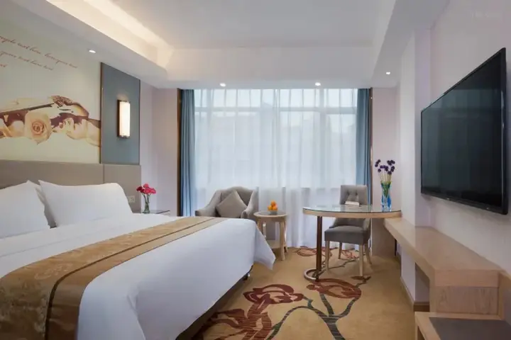 Чунцин: Vienna Hotel Chongqing Shiqiaopu Metro Station