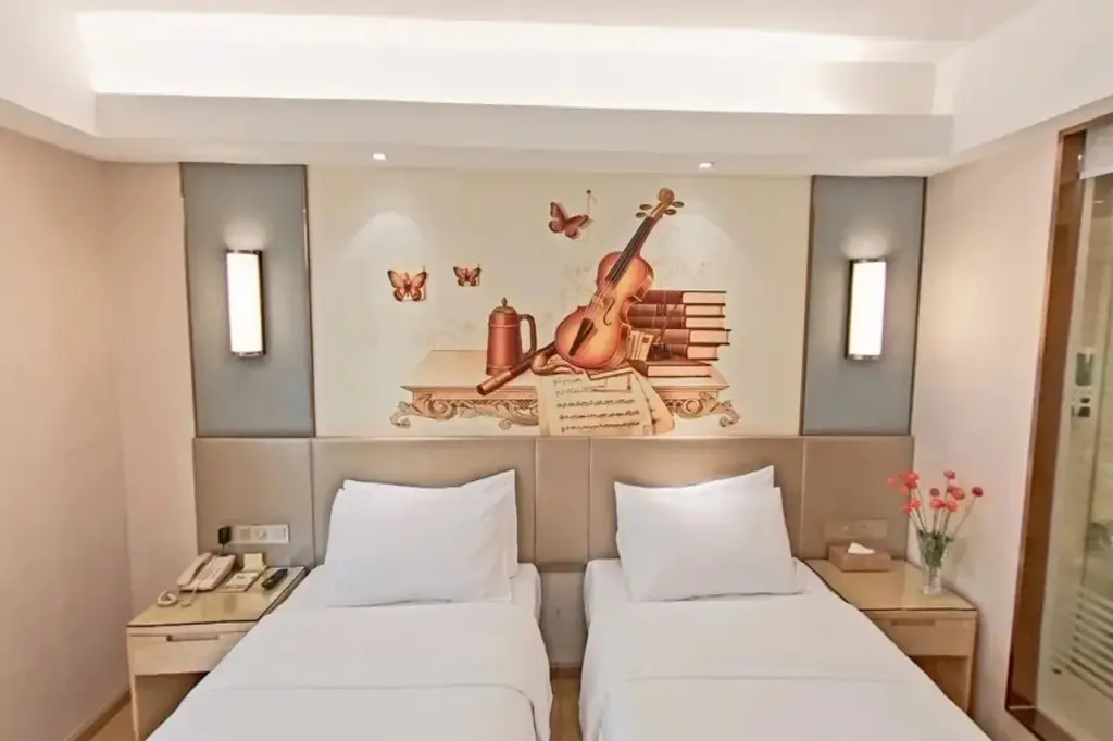 Чунцин: Vienna Hotel Chongqing Shiqiaopu Metro Station