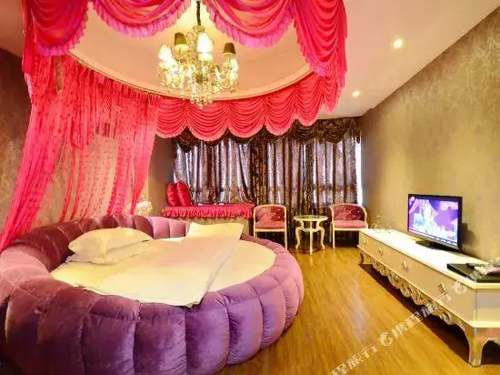 Ухань: Wuhan Jiyuqiao Shangfei Theme Hotel