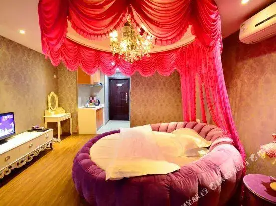 Ухань: Wuhan Jiyuqiao Shangfei Theme Hotel