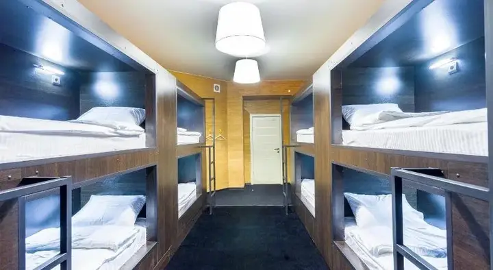 Санкт-Петербург: Capsular World Hostel