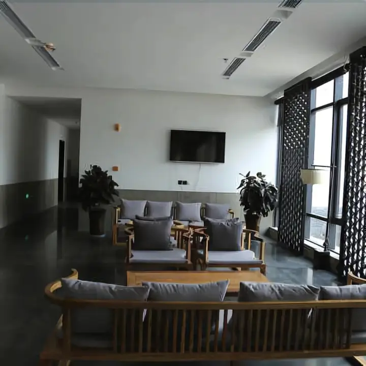 Линьи: Maquan Hostel