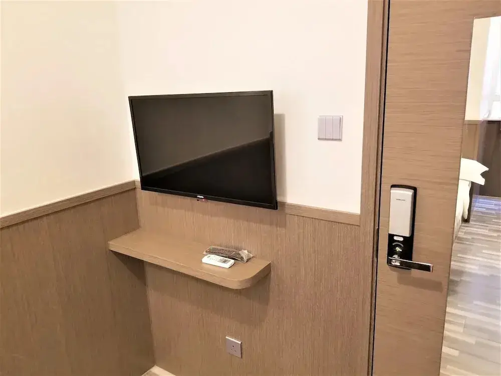 Гонконг: Leighton Apartment - Sogo