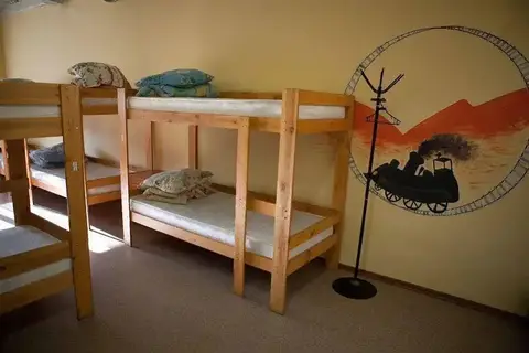 Party Train Hostel — фото 1