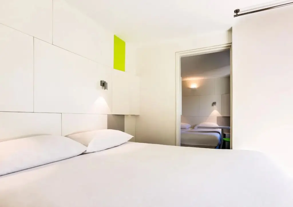 Нанкин: Ibis Styles Nanjing Zhangfuyuan Subway Station