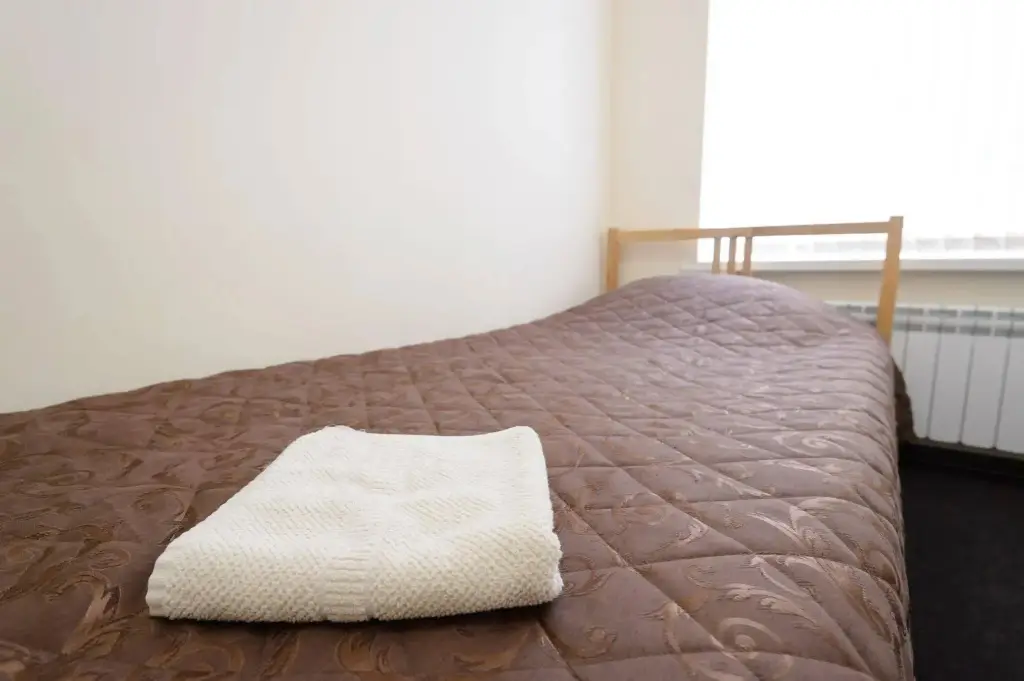 Санкт-Петербург: Меблированные комнаты SuperHostel на Суворовском пр 20