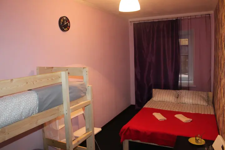 Санкт-Петербург: Yugra Hostel
