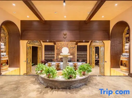 Линьи: News Rezen Hotel