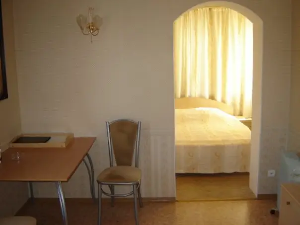 Сестрорецк: Beloye I Chernoye, Mini-otel'