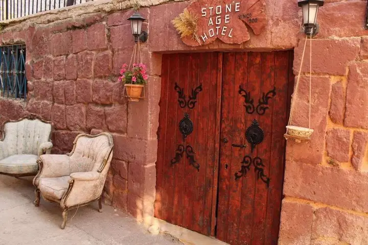 Ургуп: Stone Age Hotel