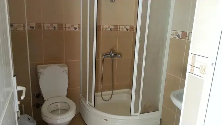 Турунч: Gokce Hotel