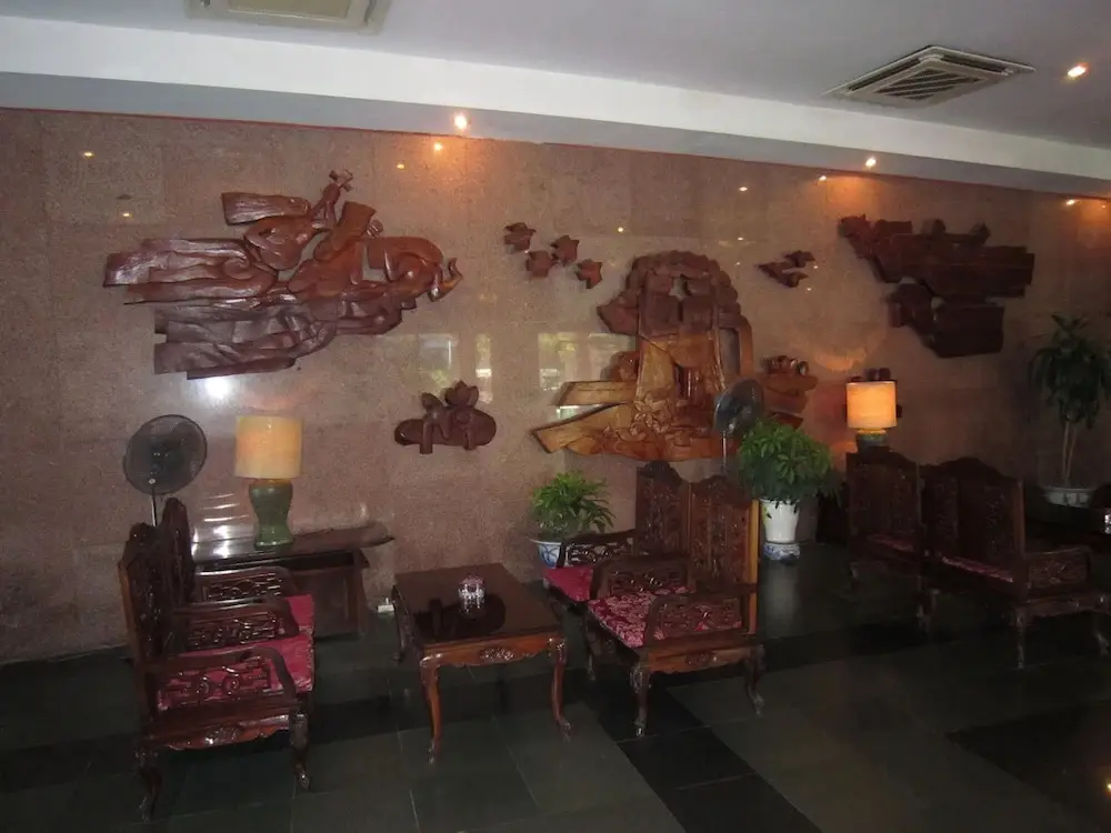 Халонг: Ha Long Bay Hotel