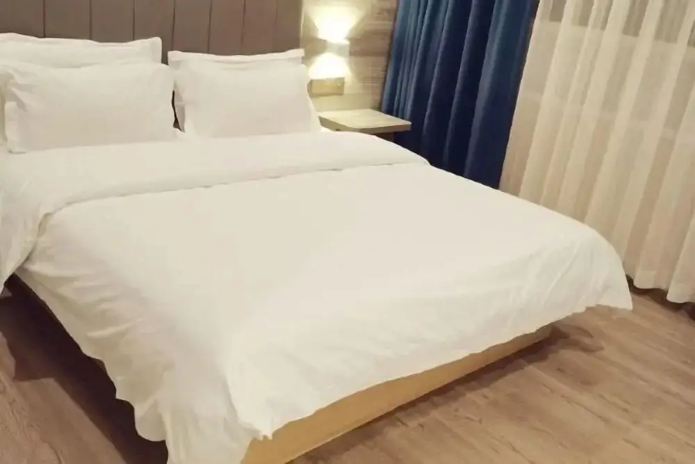 Чунцин: 7 Days Inn Chongqing Hongqihegou Light Rail Station Branch