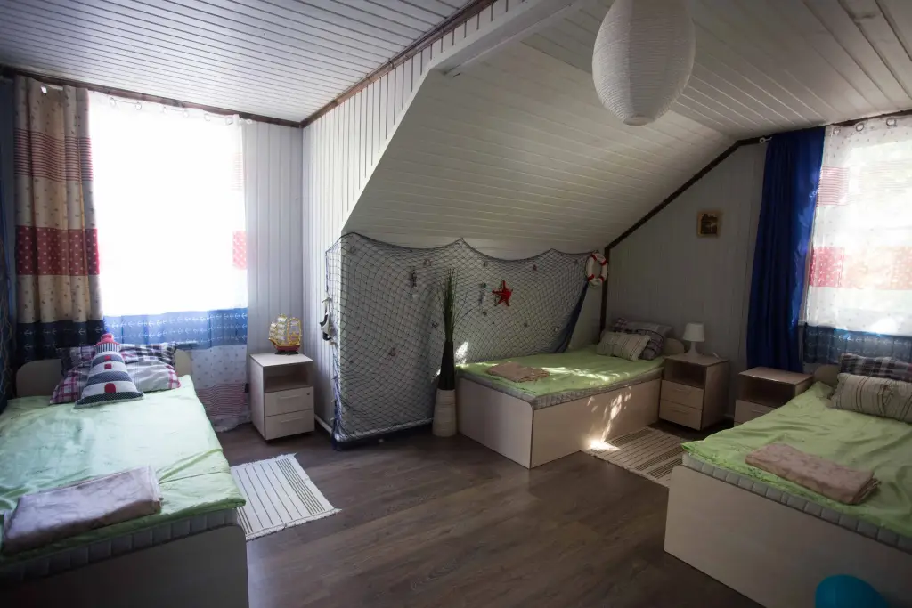 Свирица: Kujvasar Hotel