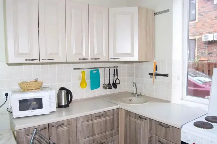 Витязево: Guesthouse Tomskaya