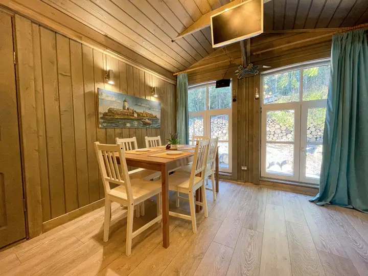 Выборг: Domik v Lesu Guest House