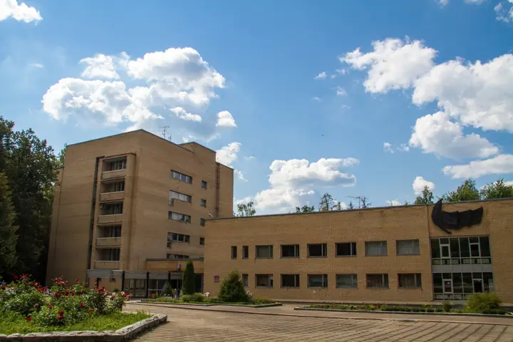 Химки: im. Artema
