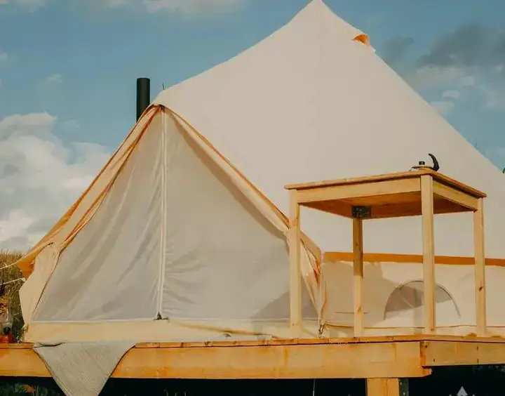 Санкт-Петербург: Pole Beskonechnosti Camping