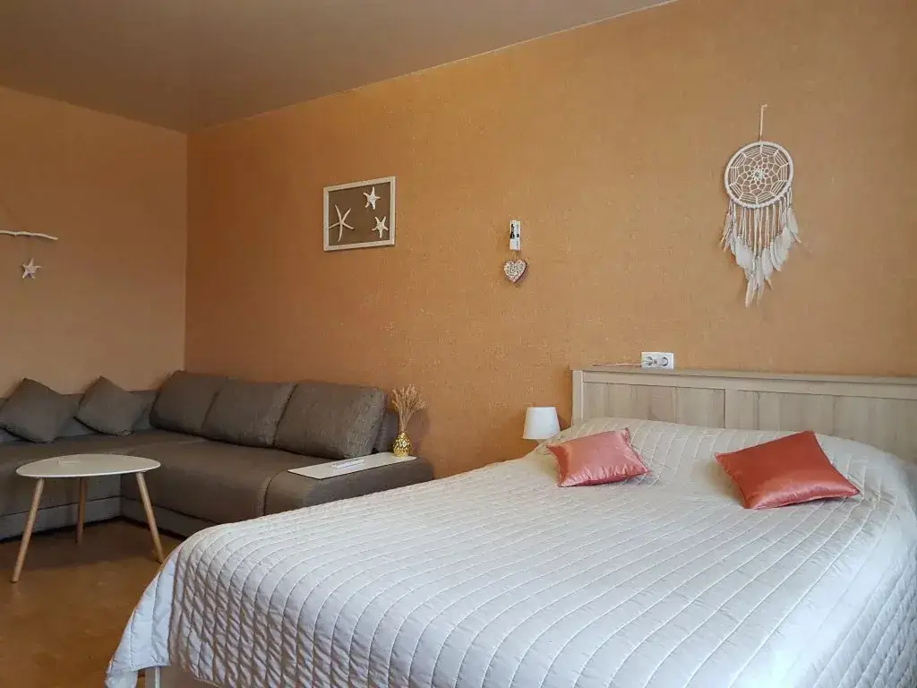 Новороссийск: 'Dobriy Dom' Apartment