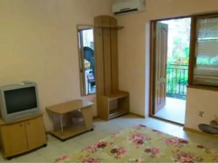 Рыбачье: Guest House Granat