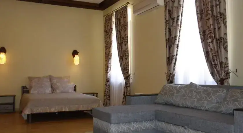 Алушта: Villa Citadel