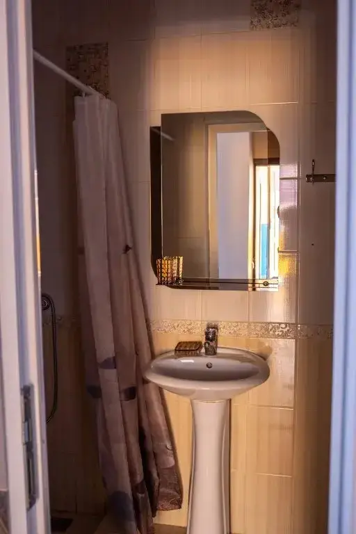 Береговое (Феодосия): Dikaya Vishnya Guest House