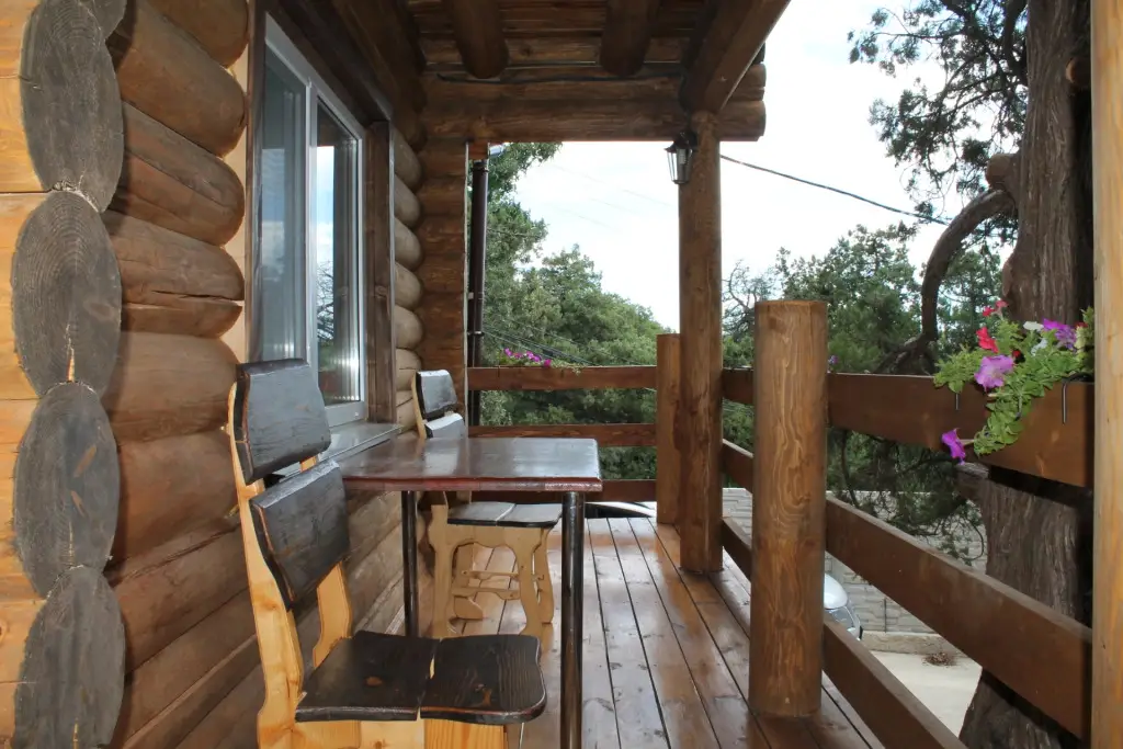 Гаспра: Dom Srub V Parkovoj Zone Cottage