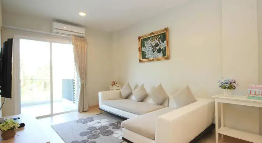Сам-Рои-Йот: The Sea Condo @Pranburi