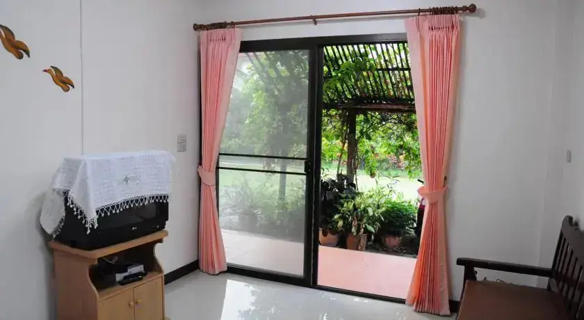 Мае-Он: Guest House Jindabyne