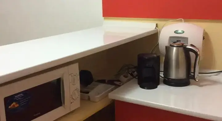 Астана: M&R Hostel