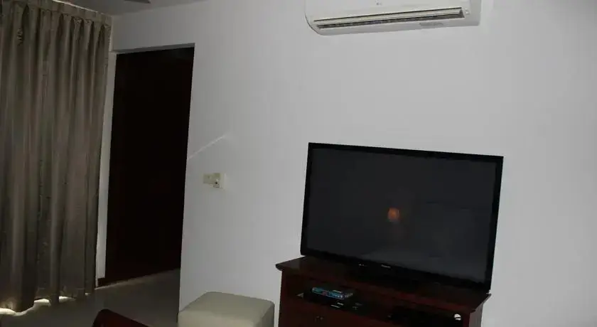 Самуи: Brand New 3 Bedrooms Townhouse