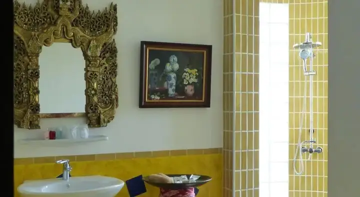 Дой-Сакет: The Yellow House @ Chiang Mai