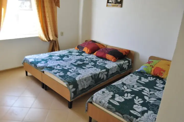 Весёлое: Solnechnyij Guest House