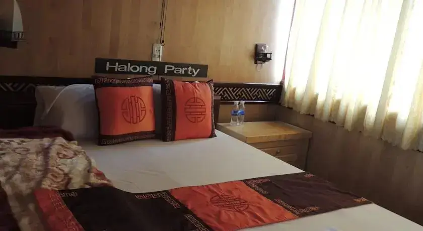 Халонг: Halong Party Cruises