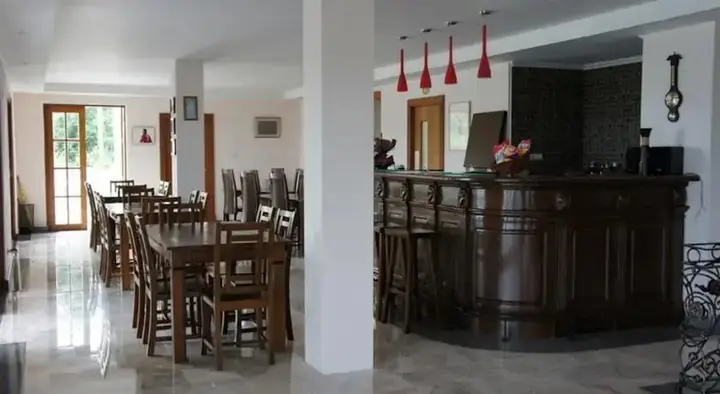 Чаам: The Manor Resort