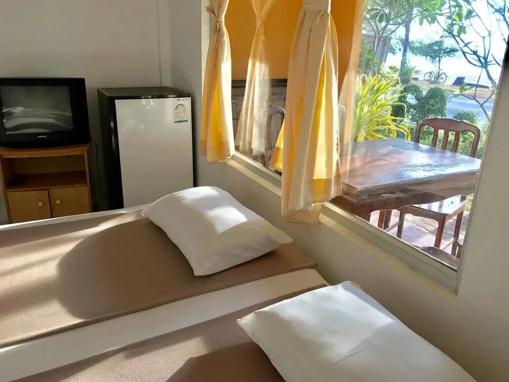 Банг-Сапхан: Tharnvara Resort