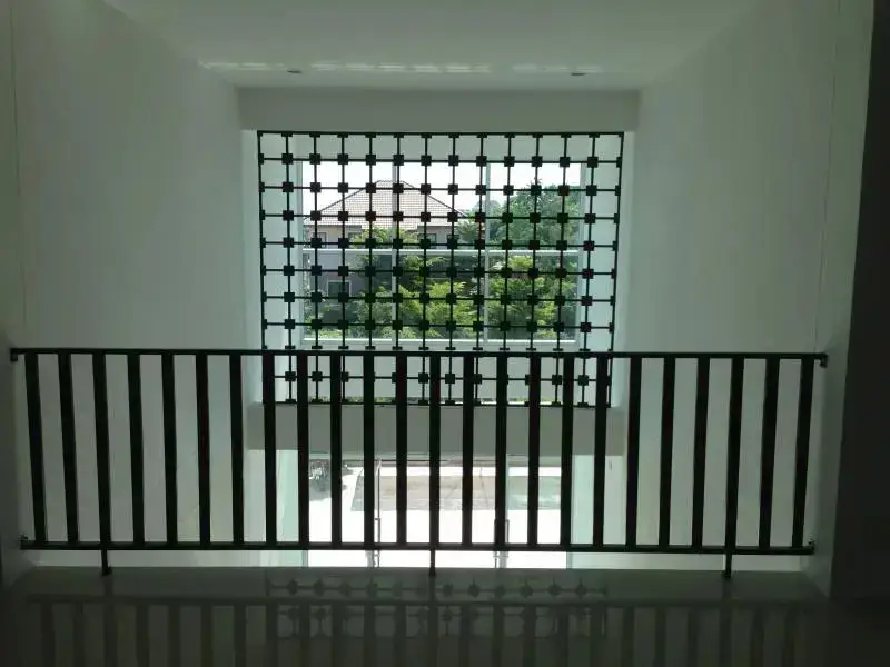 Кхлонг-Янг: Garden Place