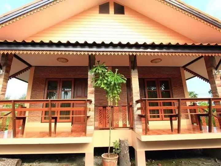 Лем Синг: Baan Phum Kham Inn Resort